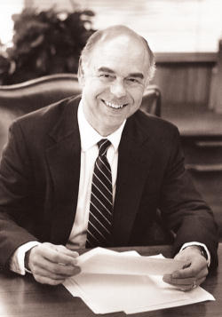 Image of (President of Thomas Aquinas College,Thomas Dillon) Patrick Reilly of the Cardinal Newman Society described Dillon as “kind, gracious, intelligent, determined” and “irrepressibly proud” of Thomas Aquinas College students, faculty and staff.