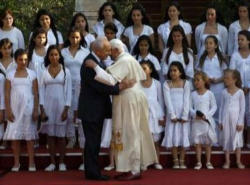 Image of When the pope spoke at Yad Vashem, he said he had come ‘to stand in silence before this monument, erected to honor the memory of the millions of Jews killed in the horrific tragedy of the Shoah.’ Didn’t Avner Shalev hear that?