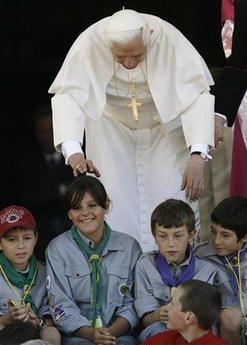 Image of Some 4,500 children, ages 8 to 13, participated in the event sponsored by the Spanish chapter of the Pontifical Missionary Works and the Spanish bishops' conference. A parallel event was organized by the Christians Without Borders association.