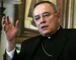 Image of The archbishop said it would be foolish and delusional to deny the United States' Christian origins, quoting Presidents Woodrow Wilson, Franklin D. Roosevelt, and Abraham Lincoln.