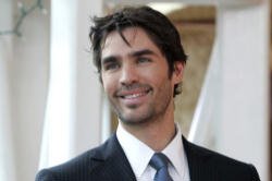 Image of Pictured: Eduardo Verástegui.