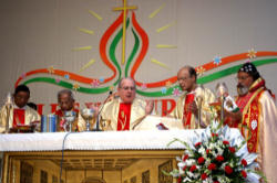Image of Mass is celebrated at the Mission Congress in India.