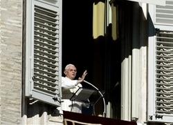 Image of The Cross before a plywood cover was placed over it by Court order.