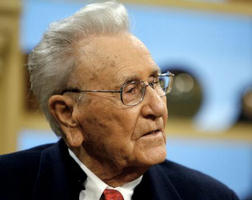 Image of Dr. Oral Roberts died on December 15, 2009.