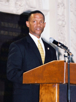 Image of Erroll Southers has withdrawn his name from consideration for the top position with the TSA.