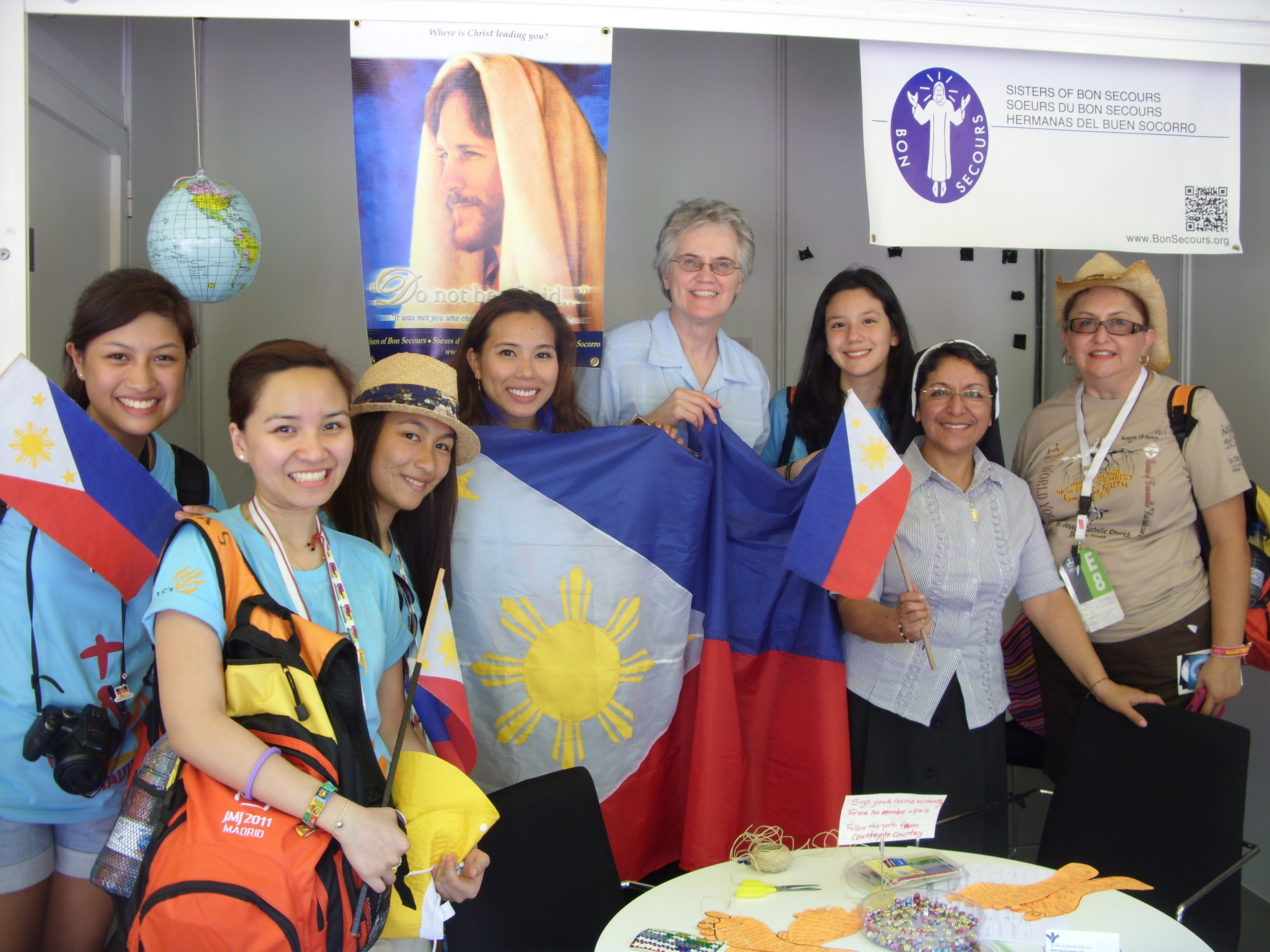 Image of Sisters Pat Dowling and Elena Serrano met with young women from the Phillippines at the Vocation Fair in Madrid, Spain during World Youth Day 2011.