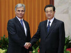 Image of Hu Jintao and Austrian Federal Chancellor Werner Faymann.