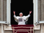 Image of Pope addressing pilgrims in St Peters Square
