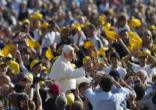 Image of Pope comes to speak at his Wednesday Audience