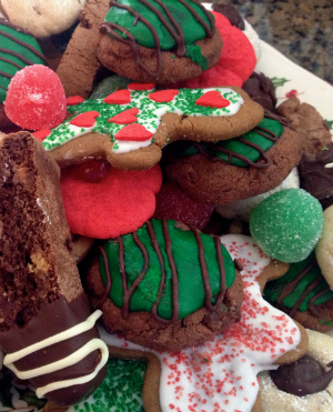 A Christmas isn't complete without Christmas cookies on the table.