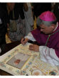 Image of Pope Francis warns pilgrims against paying for what Jesus provides freely (ANSA).