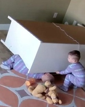 Did divine intervention to help Bowdy lift the heavy dresser off his brother(Kayli Shoff/YouTube)?