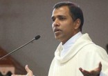 Image of Fr. Tomy Mathew was stabbed in the neck just before delivering his Sunday Mass.