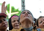 Image of Christians in Egypt must flee their homes or die.