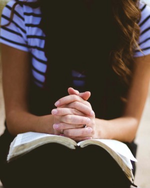 Pray these simple Bible-based prayers every day this week.