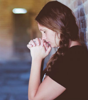 Jesus makes seen what will come after the cross, what awaits all of us.