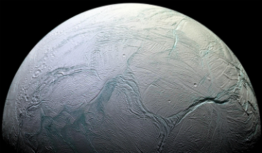 Could Enceladus host life? The discovery of complex organic molecules hints at the possibility.