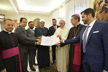 Catholics and Muslims prayed in Vatican City