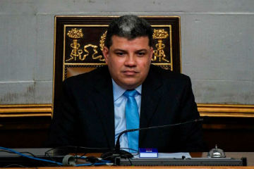 Image of Venezuelas opposition lawmaker and self proclaimed parliament speaker Luis Parra attends a session at the National Assembly in Caracas Jan 7 2020