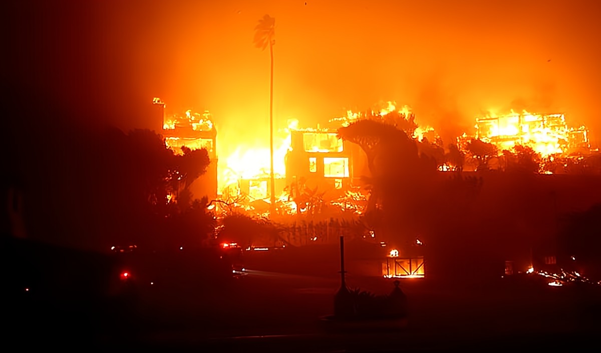 Image of Amid the devastation of the LA wildfires, acts of courage and faith stand in stark contrast to the opportunistic crimes exploiting the tragedy. (CAL FIRE)