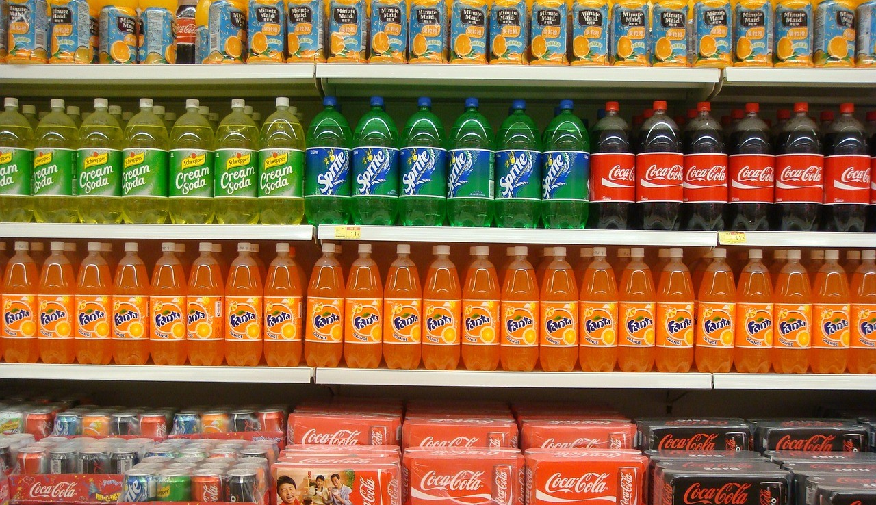 Image of Sugary drinks pose a serious health risk, contributing to over 330,000 annual deaths from diabetes and heart disease, urging immediate action.