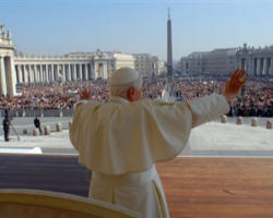 Image of Continuing his catechesis on the Fathers of the Church, Pope Benedict XVI turned to Maximus the Confessor whose insistence that Jesus had a human will not only led to his martyrdom but secured a fundamental truth of the Incarnation and the Christian vocation. The Pope emphasized that the humanity of Jesus and His 