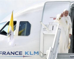 Image of On one more Apostolic Visit, the Successor of Peter, the Vicar of Christ, draws record breaking crowds to every public event. As the Holy Father ends his visit to France, could all of this be a sign of the much hoped for 