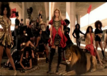 Image of Beyonce with dancers behind her