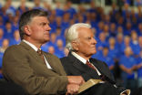 Image of Franklin Graham (left) and his father, Billy Graham (right).